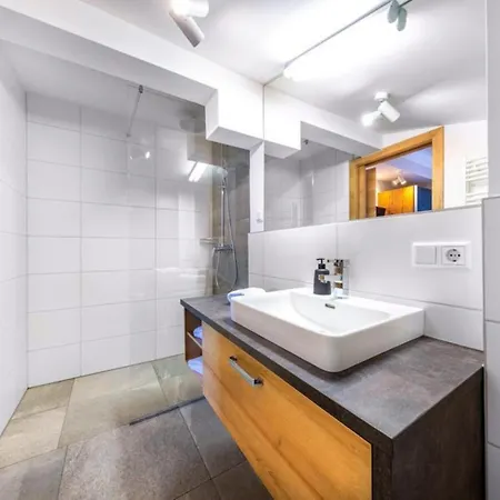 Holiday home Haus Schnoell Top 10 *