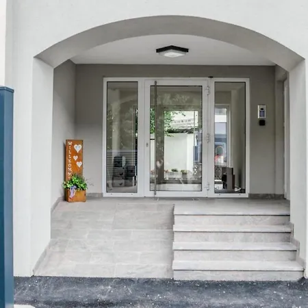 Holiday home Haus Schnoell Top 10