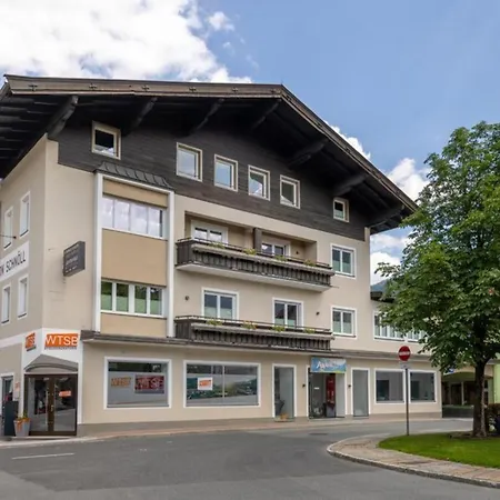 Haus Schnoell Top 10 Semesterbostad